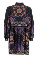 Load image into Gallery viewer, Shorty printed silk dressss

